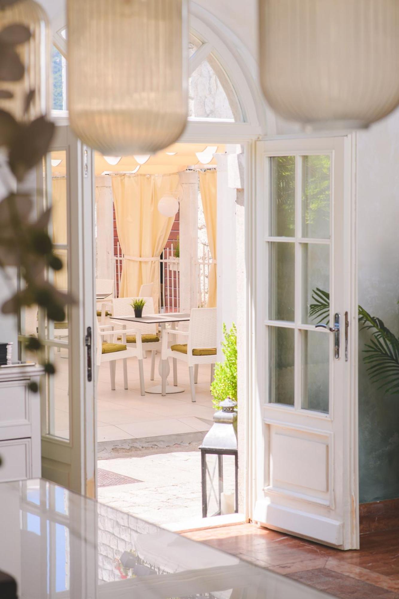 Vila Perast Boutique Hotel Exteriör bild